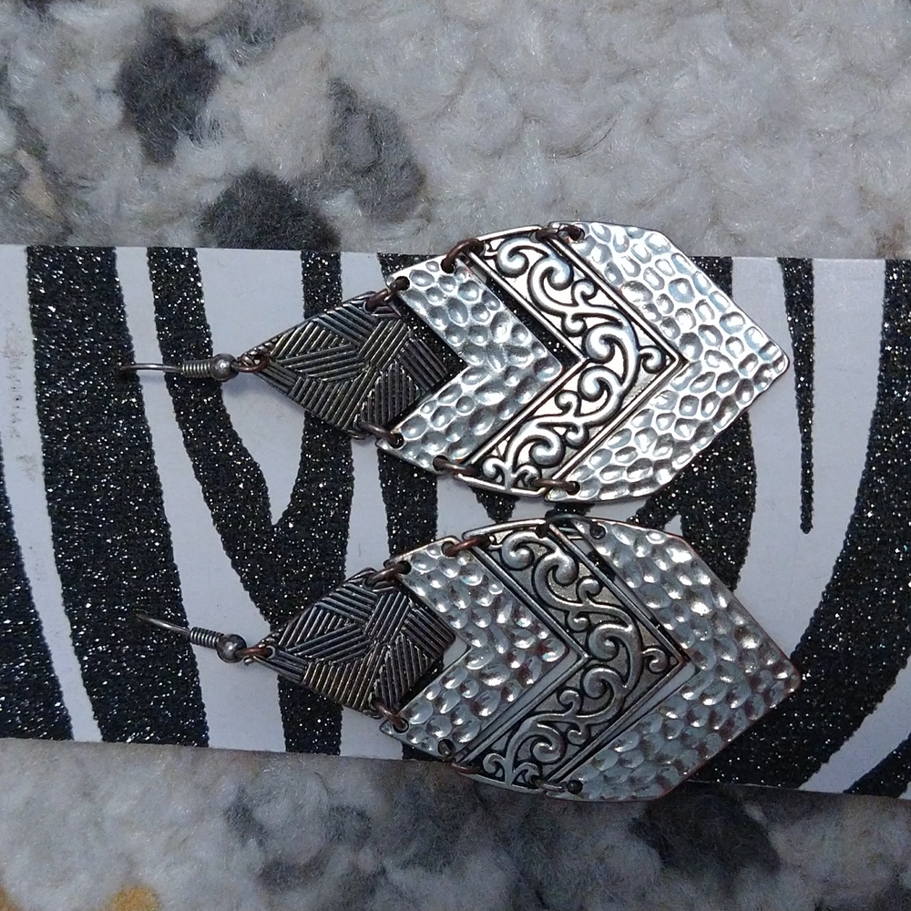 Dangle chevron earrings